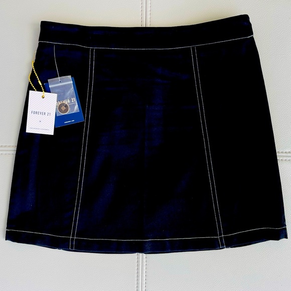 NWT! ZARA High-Waist A-Skirt Mini Skirt in Black Size Small - Picture 4 of 9